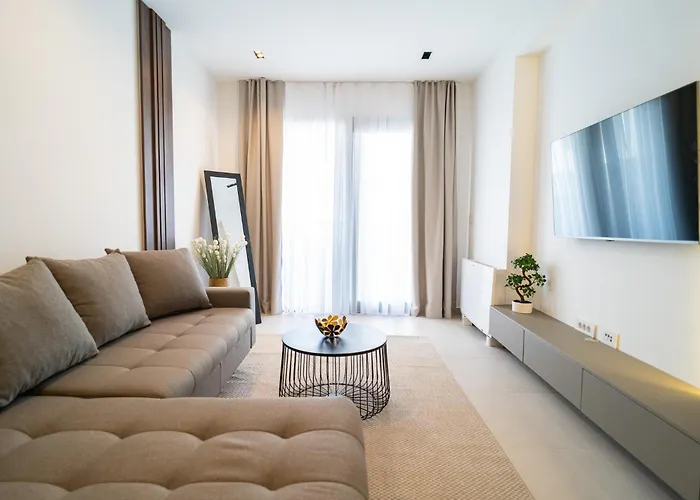 Ocean Lagoon By Belmont Realty ザダル